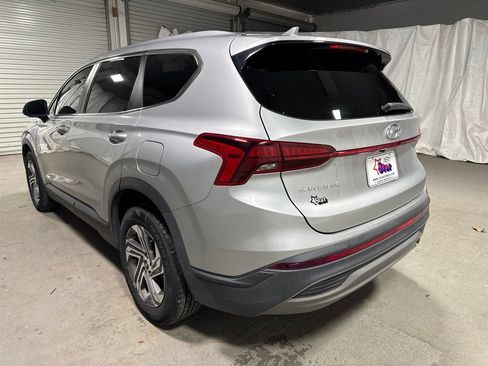 Used 2023 Hyundai Santa Fe SE FWD image 5