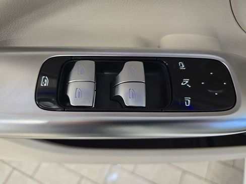 New 2026 Mercedes-Benz C 300 Sedan image 28