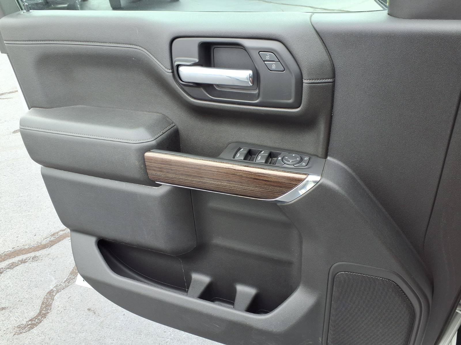 Used 2021 Chevrolet Silverado 1500 RST AWD/4WD image 19