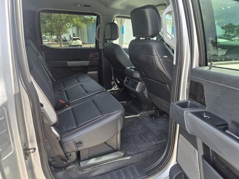 Used 2024 Ford F550 4x4 Crew Cab Super Duty image 30