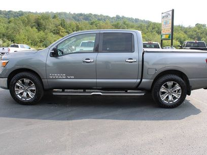 Used 2018 Nissan Titan SV w/ SV Convenience Package