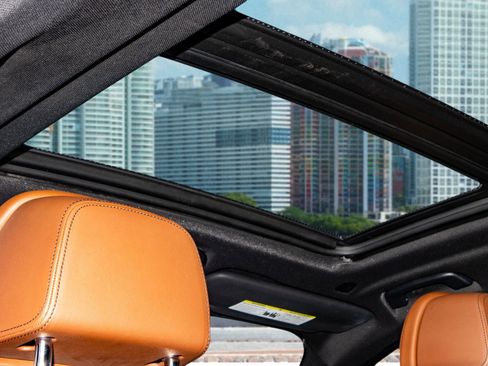 Used 2023 BMW X5 M50i w/ Executive Package image 20