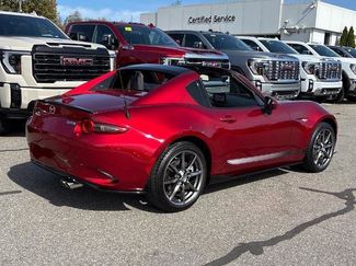 Used 2019 MAZDA MX-5 Miata RF Grand Touring video 2