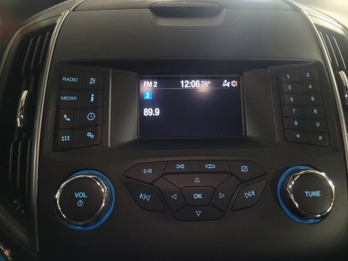 Used 2019 Ford Edge SE w/ SE Fleet Driver's Package FWD image 25