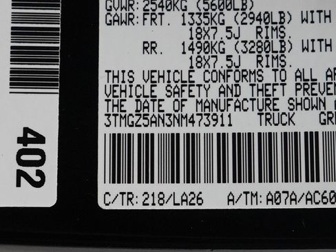 Used 2022 Toyota Tacoma Limited image 32