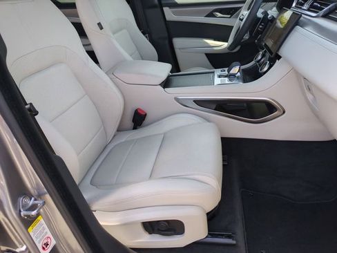 Used 2026 Jaguar F-PACE R-Dynamic S AWD/4WD image 18