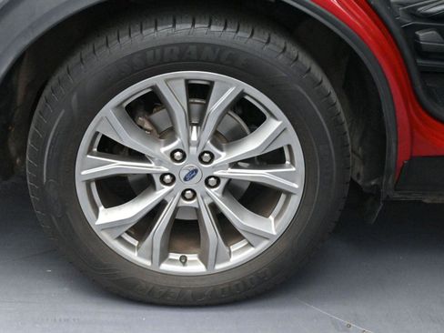 Used 2020 Ford Explorer XLT w/ Equipment Group 202A image 37