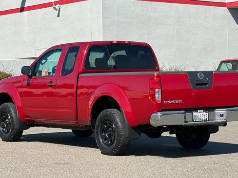 Used 2012 Nissan Frontier S RWD image 7
