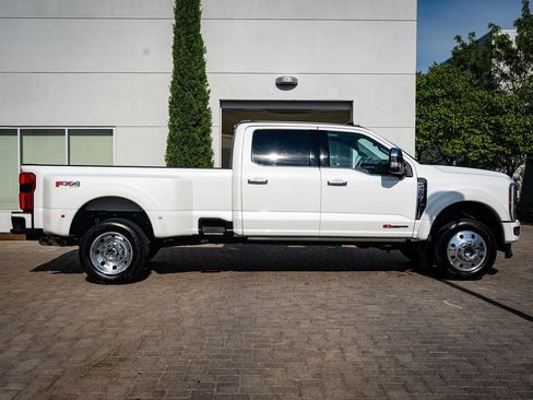 Used 2024 Ford F450 Limited w/ FX4 Off-Road Package image 11
