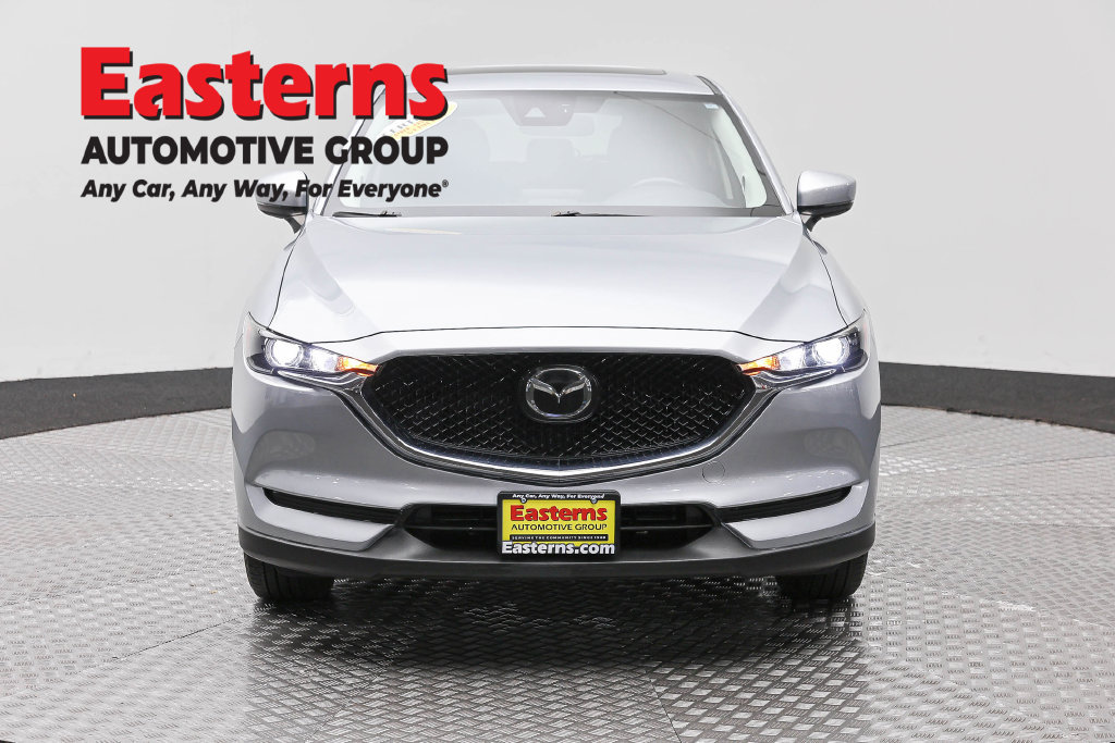 Used 2018 MAZDA CX-5 Touring w/ Preferred Equipment Package AWD/4WD image 3