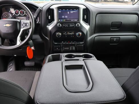 Used 2020 Chevrolet Silverado 3500 LT image 25