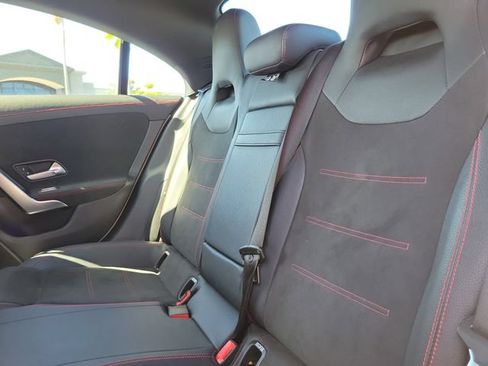 Used 2023 Mercedes-Benz CLA 250 image 10