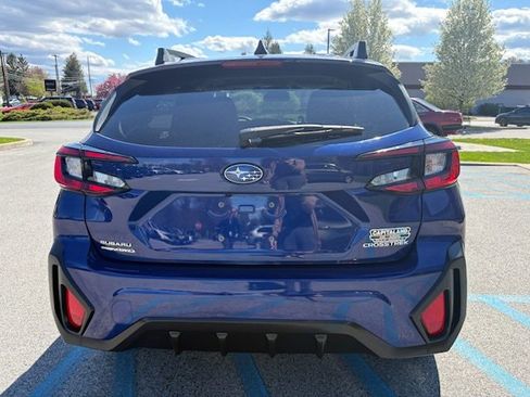 Used 2024 Subaru Crosstrek 2.0i Premium AWD/4WD image 4