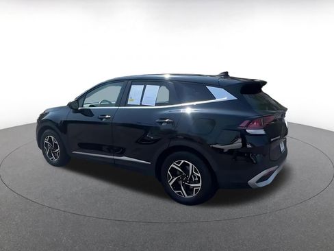 Used 2025 Kia Sportage LX image 10