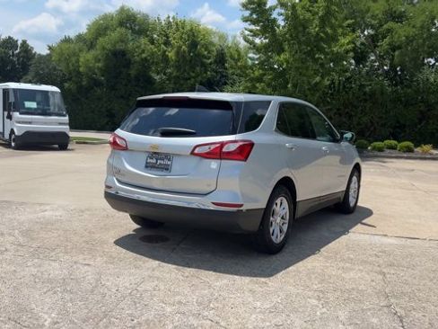 Used 2019 Chevrolet Equinox LT FWD image 8