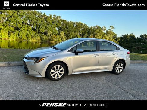 Used 2024 Toyota Corolla LE FWD image 1