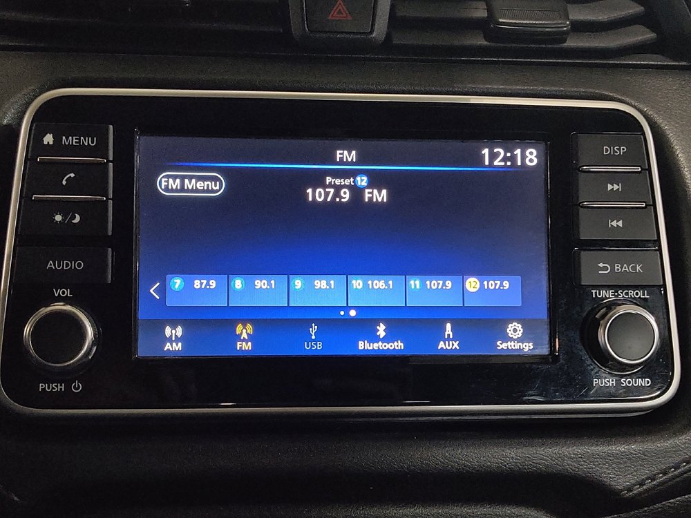 Used 2021 Nissan Versa S FWD image 25
