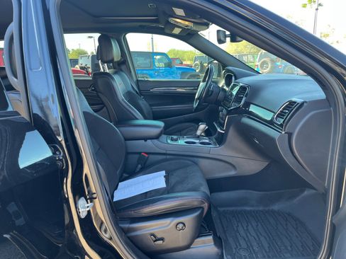 Used 2020 Jeep Grand Cherokee Trailhawk image 19