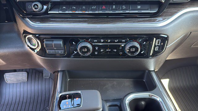New 2026 Chevrolet Silverado 1500 RST w/ RST All Star Premium Package AWD/4WD image 24