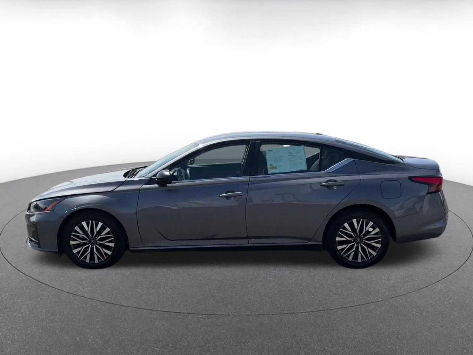 Used 2026 Nissan Altima 2.5 SV FWD image 8