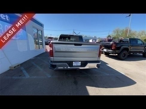 Used 2025 Chevrolet Silverado 1500 LT w/ Protection Package image 8