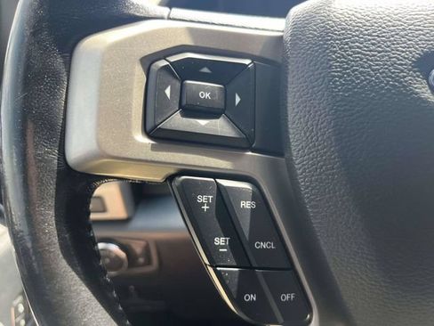 Used 2022 Ford F250 Lariat w/ Lariat Value Package AWD/4WD image 24