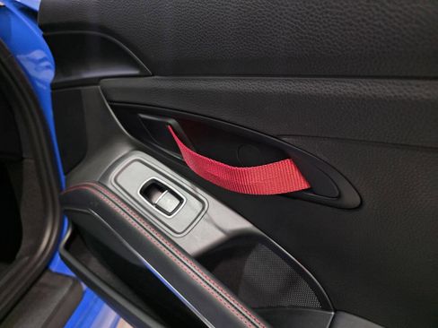 Used 2023 Porsche 718 Cayman w/ Premium Package RWD image 29