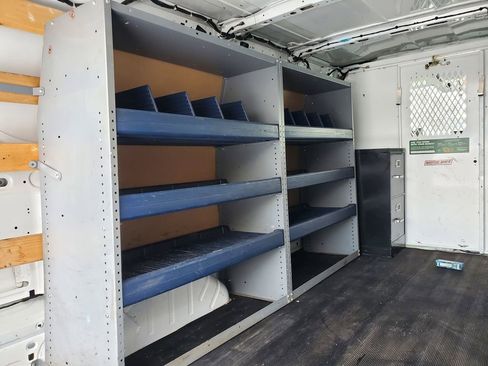 Used 2015 Ford Transit 250 130 Low Roof w/ Exterior Upgrade Package image 9