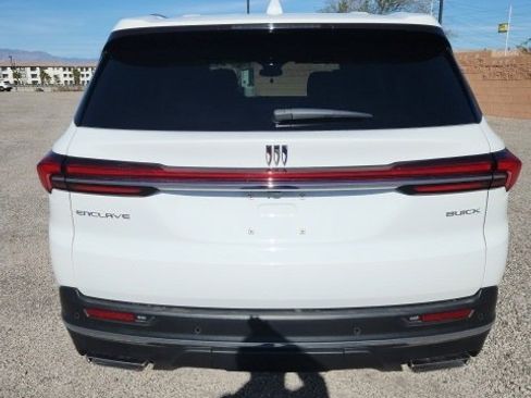 Used 2025 Buick Enclave Preferred image 6