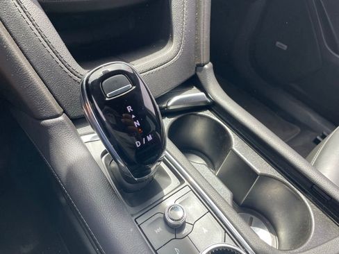 Used 2023 Cadillac XT6 Premium Luxury w/ Technology Package image 7