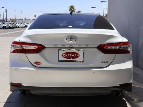 Used 2018 Toyota Camry XLE w/ Driver Assist Package FWD image 4