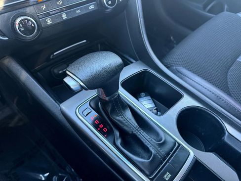 Used 2020 Kia Optima S image 13