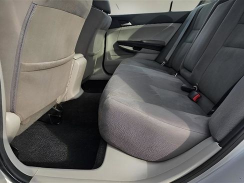 Used 2011 Honda Accord LX image 21