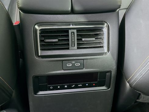 Used 2024 MAZDA CX-90 3.3 Turbo w/ Preferred Plus image 29