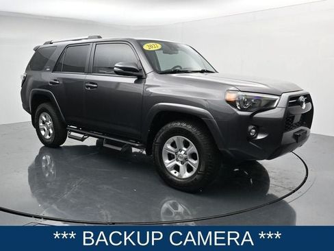Used 2022 Toyota 4Runner SR5 Premium w/ Moonroof Package AWD/4WD image 2