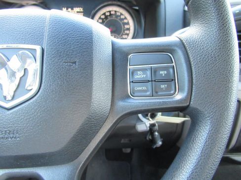 Used 2018 RAM 3500 Tradesman w/ Chrome Appearance Group AWD/4WD image 25