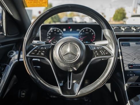 Used 2022 Mercedes-Benz S 500 S 500 image 29