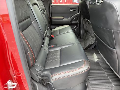 Used 2023 Nissan Frontier PRO-4X w/ Pro-4X Premium Package AWD/4WD image 15