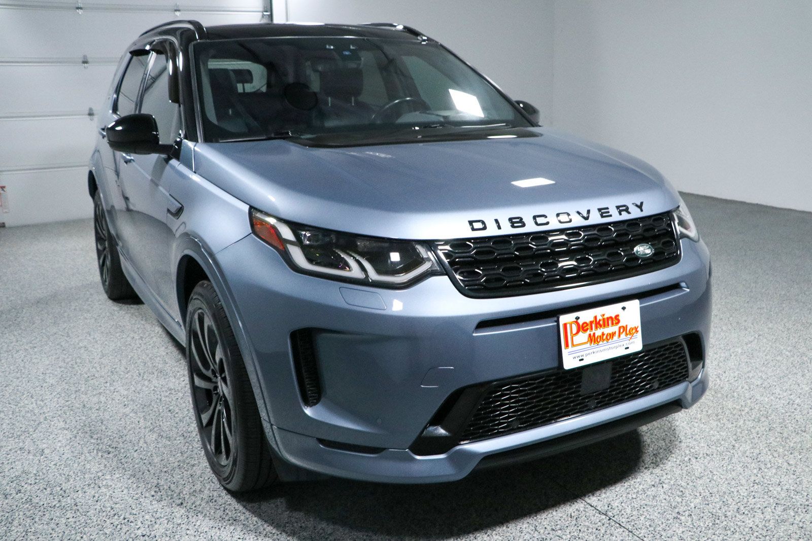 Used 2020 Land Rover Discovery Sport HSE R-Dynamic AWD/4WD image 5