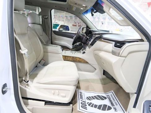 Used 2016 GMC Yukon Denali w/ Open Road Package image 34