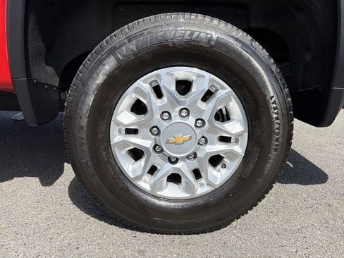 Used 2024 Chevrolet Silverado 2500 LTZ w/ LTZ Convenience Package AWD/4WD image 5