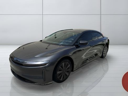 Used 2025 Lucid Air Pure RWD image 4