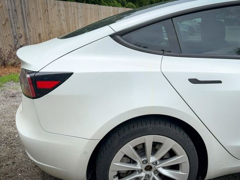 Used 2022 Tesla Model 3 Long Range AWD/4WD image 11