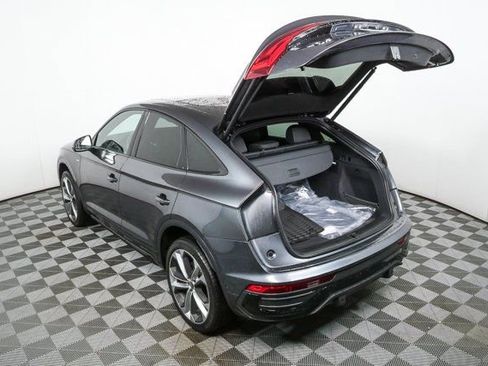 Used 2023 Audi Q5 2.0T Prestige w/ Prestige Package image 30
