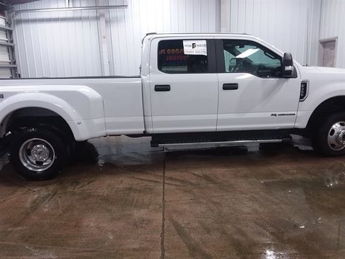Used 2020 Ford F350 XL w/ STX Appearance Package AWD/4WD image 2