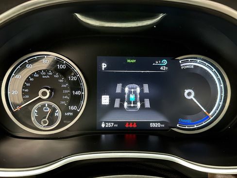 Certified 2024 Genesis G80 image 15