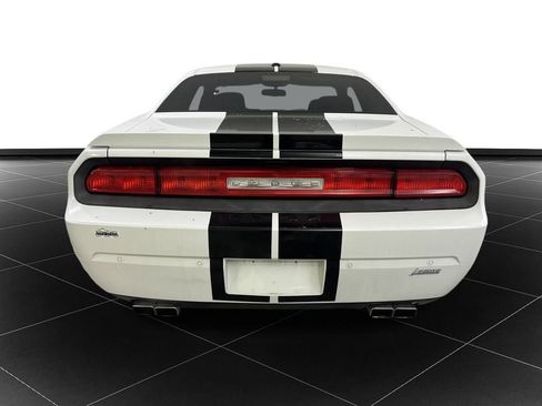 Used 2013 Dodge Challenger R/T Plus image 4