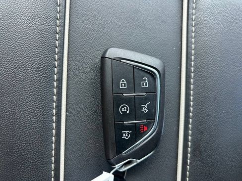 Used 2024 Cadillac Escalade Sport Platinum w/ LPO, ONYX Package AWD/4WD image 39