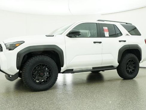 New 2026 Toyota 4Runner TRD Off-Road Premium AWD/4WD image 22