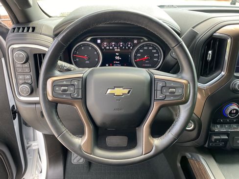 Used 2021 Chevrolet Silverado 3500 High Country w/ Z71 Off-Road Package image 12